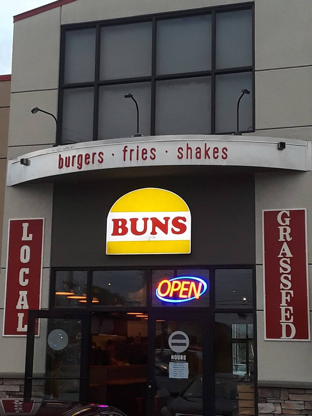 Buns Burgers | restaurant | 338 NY-212, Saugerties, NY 12477, USA | 8452505807 OR +1 845-250-5807