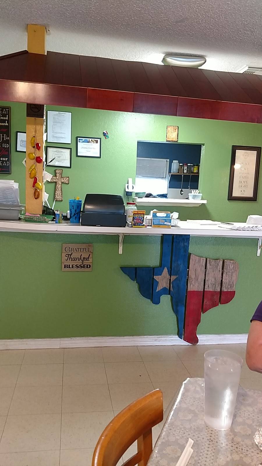 El Jalapeño | restaurant | 1116 N Brooks St, Brazoria, TX 77422, USA | 9792481894 OR +1 979-248-1894