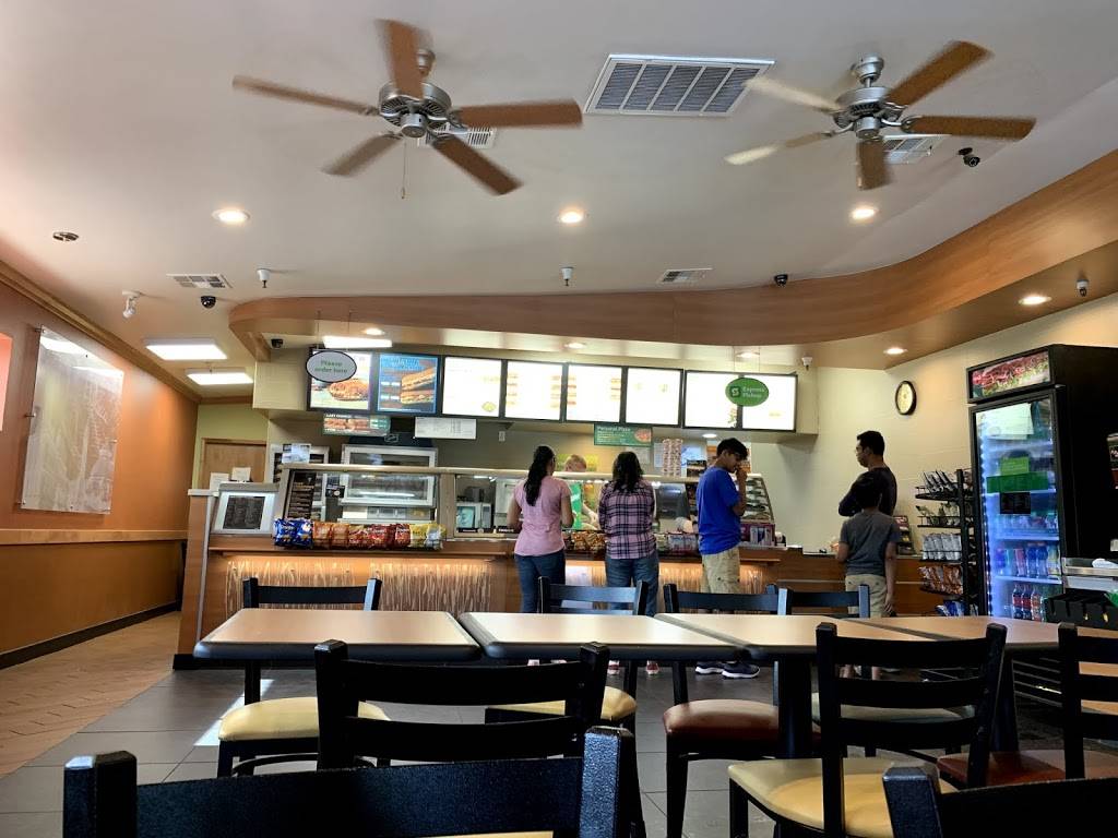 Subway | restaurant | 17820 CA-120, Groveland, CA 95321, USA | 2099620948 OR +1 209-962-0948