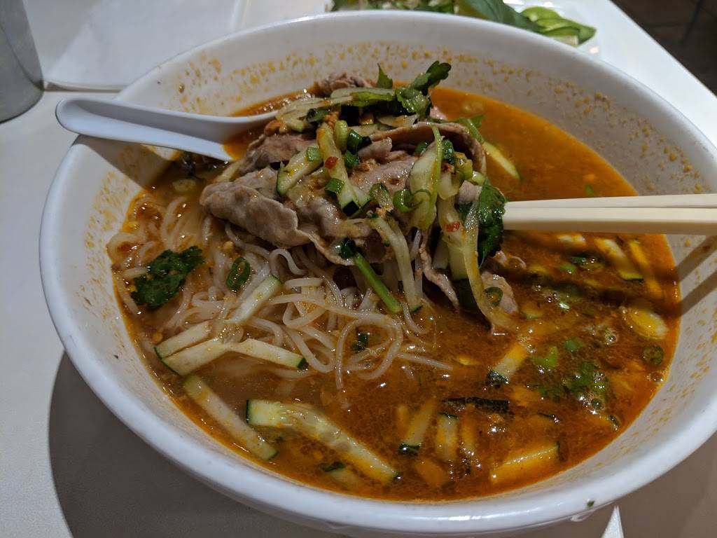 Lys Vietnamese Cuisine | restaurant | 1779 Lombard St, San Francisco, CA 94123, USA | 4155631927 OR +1 415-563-1927