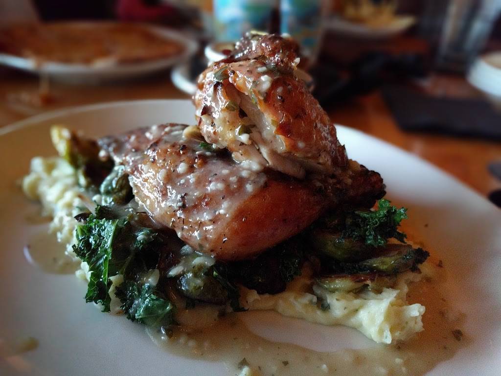 Salt Creek Grille | restaurant | 2015 East Park Place, El Segundo, CA 90245, USA | 3103359288 OR +1 310-335-9288