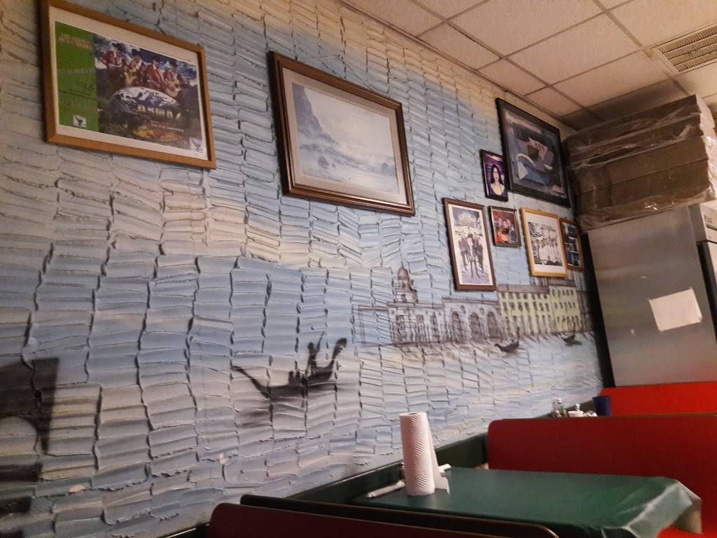 Ciros Pizzeria | restaurant | 582 S Belt Line Rd, Irving, TX 75060, USA | 9723139290 OR +1 972-313-9290