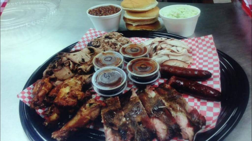 Smoke Trail BBQ | restaurant | 2116 S Main St, Paris, IL 61944, USA | 2174633668 OR +1 217-463-3668