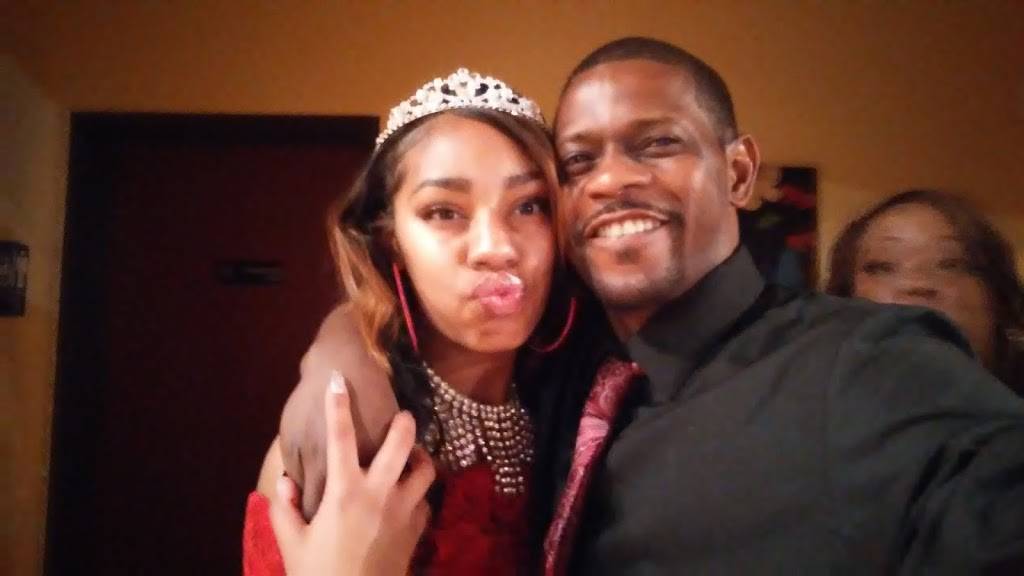 Little Caesars Pizza | meal takeaway | 3475 E Flamingo Rd #100, Las Vegas, NV 89121, USA | 7023825591 OR +1 702-382-5591