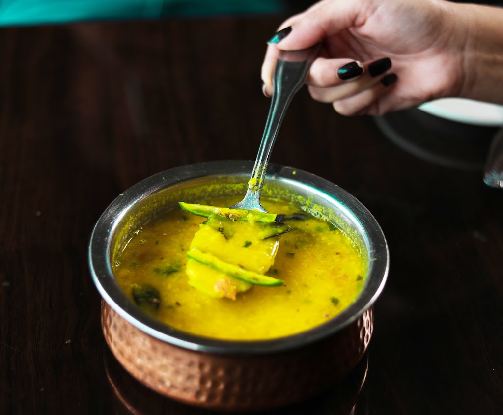 Banana Leaf Indian Restaurant | restaurant | 10408 Venice Blvd., Culver City, CA 90232, USA | 3108382130 OR +1 310-838-2130