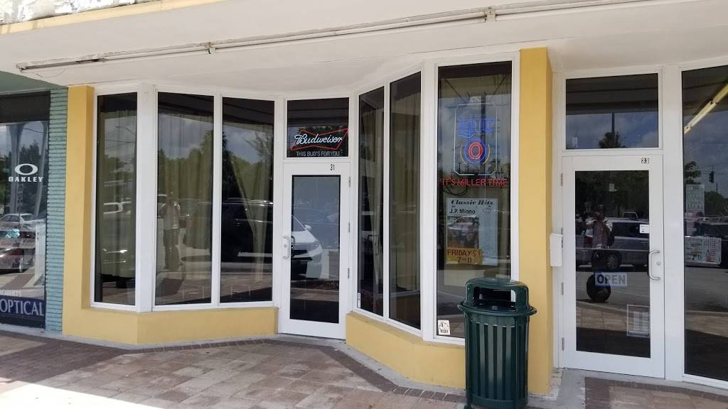 Rag Doll Bar & Grill | restaurant | 31 NE 44th St, Oakland Park, FL 33334, USA | 9543066689 OR +1 954-306-6689