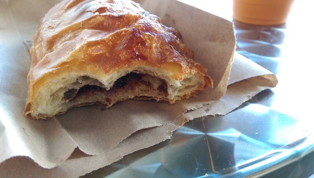 KC BAKERY | restaurant | 1171 E Anaheim St, Long Beach, CA 90813, USA | 5623175500 OR +1 562-317-5500