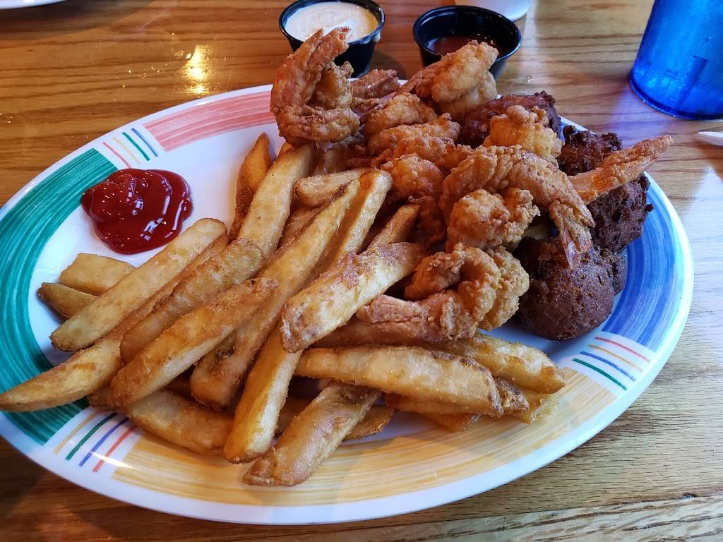 Dock House Seafood & More | restaurant | 103 S Shore Dr, Holden Beach, NC 28462, USA | 9108469920 OR +1 910-846-9920