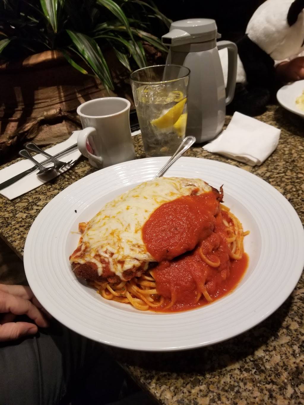 Cafe Roma | cafe | 2100 Pacific Ave, Atlantic City, NJ 08401, USA | 6093484411 OR +1 609-348-4411