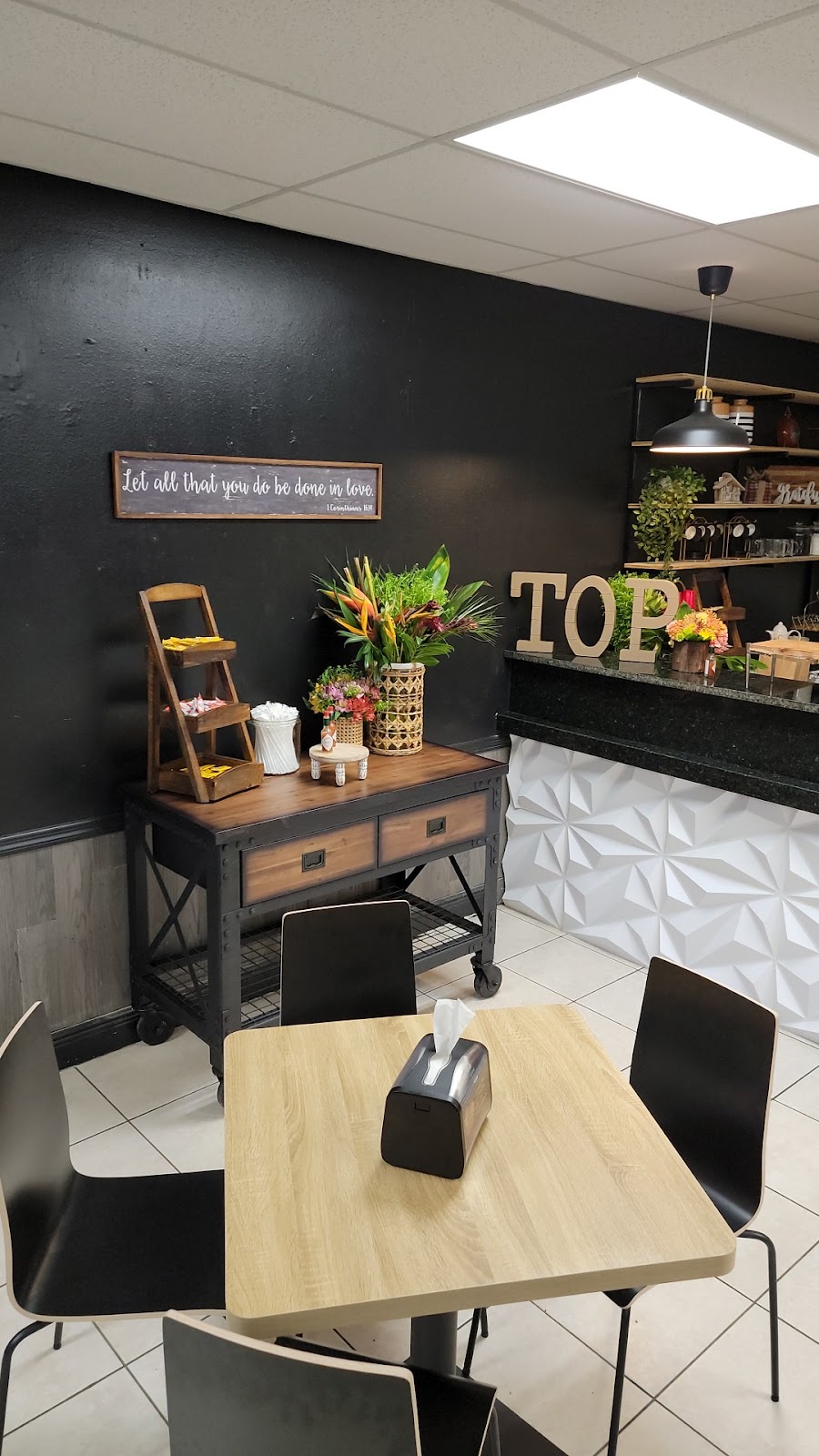 Top Salgados by Sandra Carvalho | restaurant | 5685 Vineland Rd, Orlando, FL 32819, USA | 4077650166 OR +1 407-765-0166