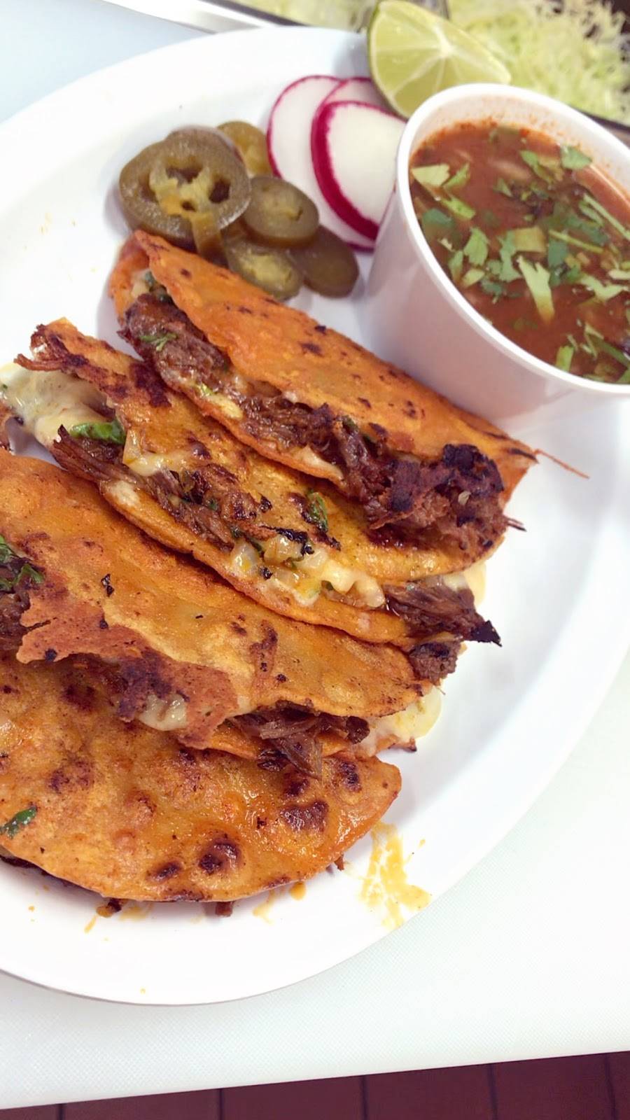 Cachanilla | restaurant | 600 N D St #3117, Madera, CA 93638, USA | 5596647238 OR +1 559-664-7238