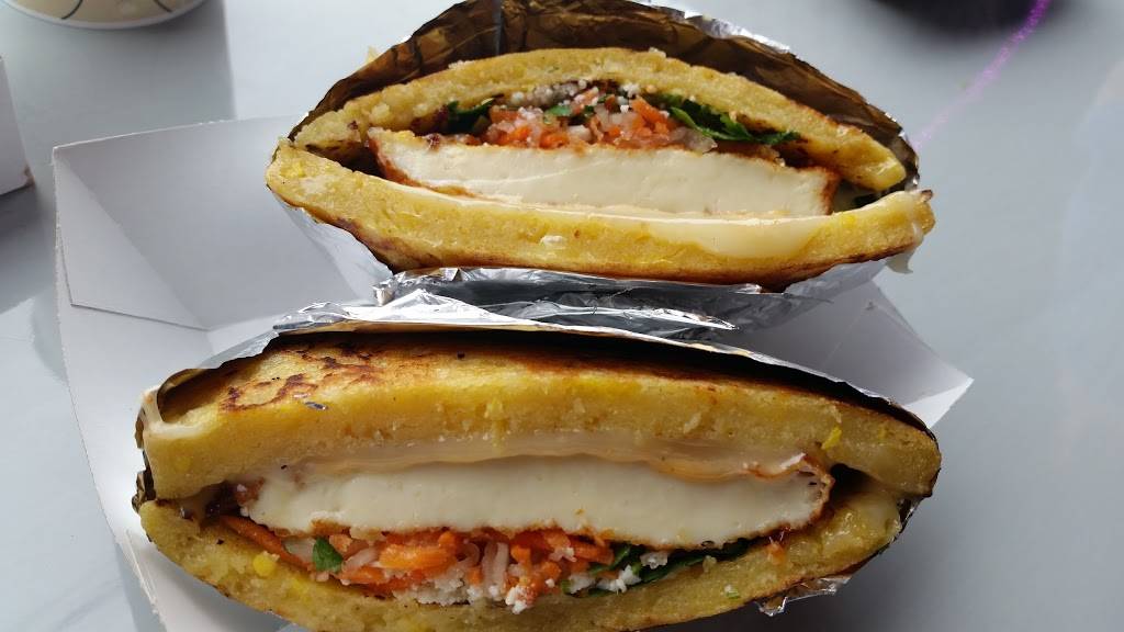 Tako Cheena | restaurant | 948 N Mills Ave, Orlando, FL 32803, USA | 4077570626 OR +1 407-757-0626