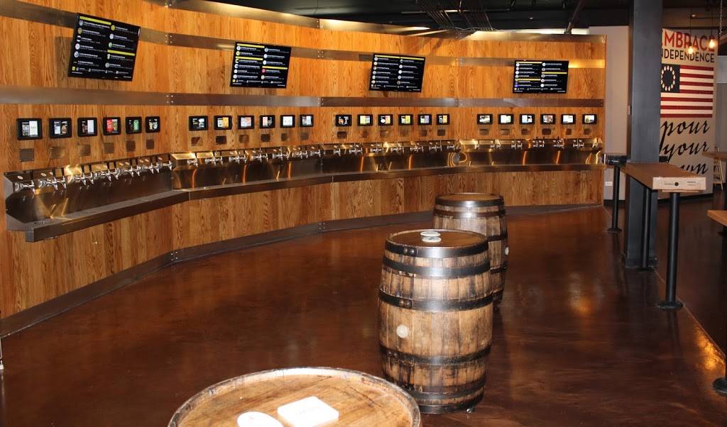 Red Arrow Tap Room - Elmhurst | restaurant | 111 E 1st St, Elmhurst, IL 60126, USA | 6305011322 OR +1 630-501-1322