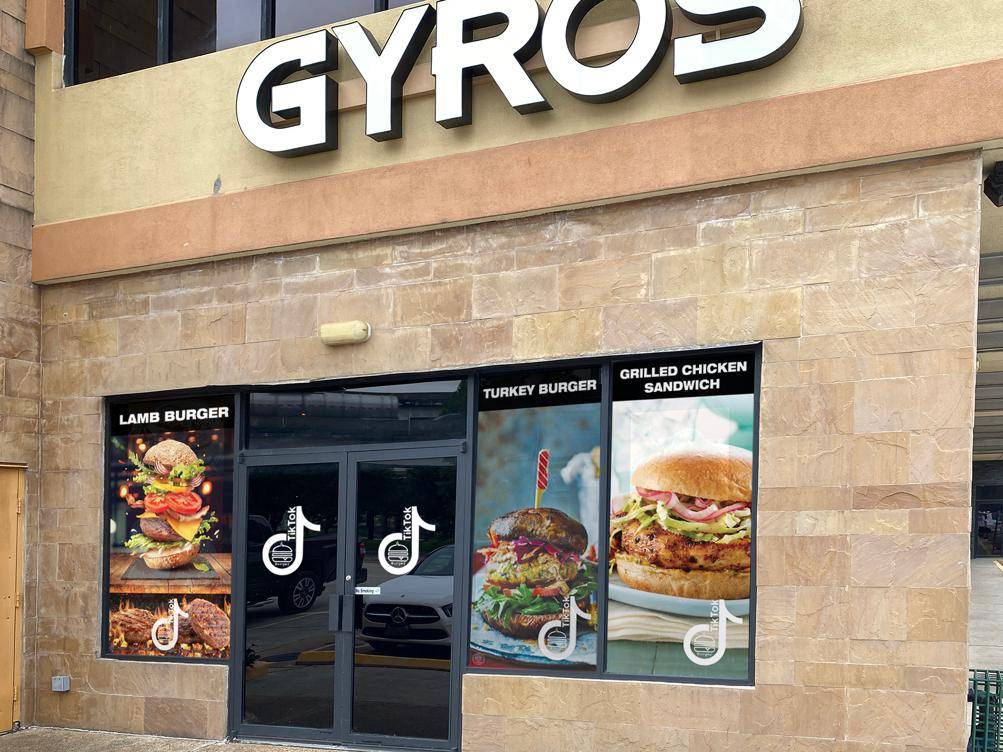 TikTok Burger | restaurant | 2117 Chenevert St, Houston, TX 77003, USA | 2815880088 OR +1 281-588-0088