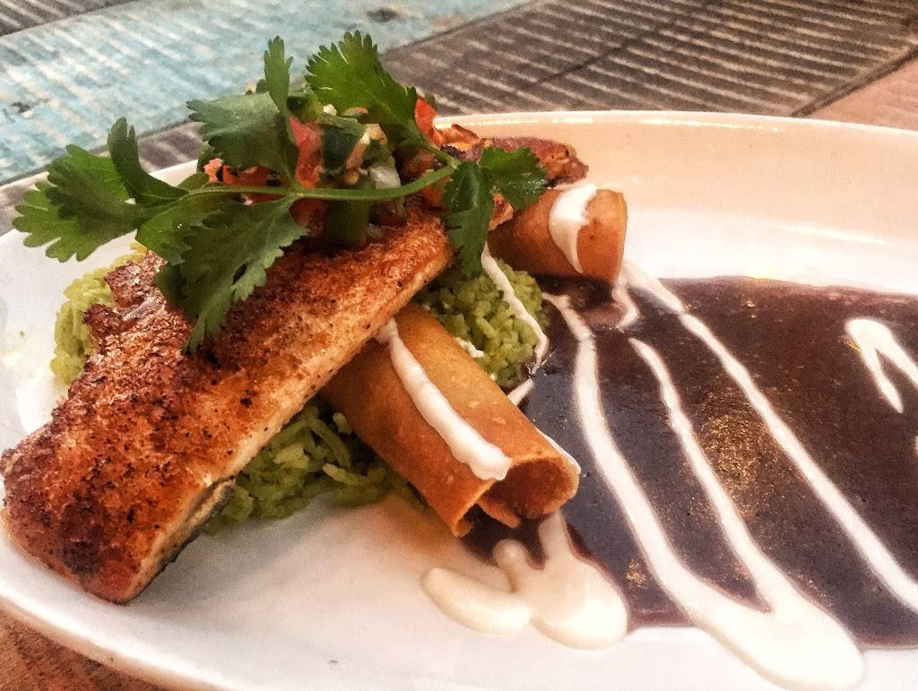 Wild Salsa | restaurant | 1800 Main St, Dallas, TX 75201, USA | 2147419453 OR +1 214-741-9453