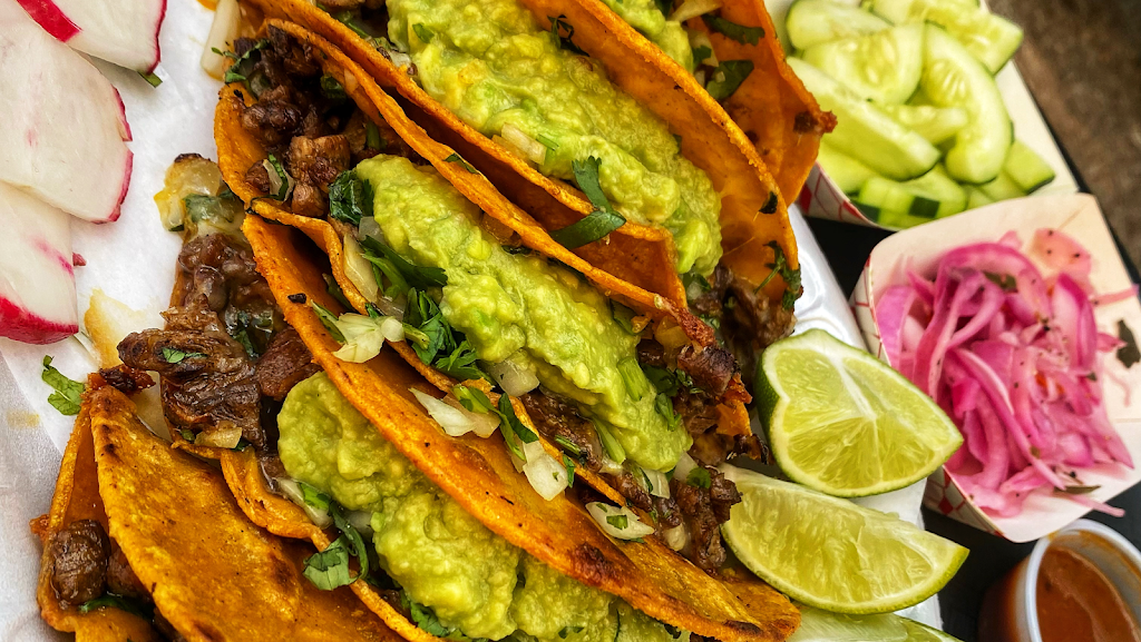 UNOS TACOS Y BIRRIA | restaurant | 1859 S Stapley Dr STE #106, Mesa, AZ 85204, USA | 4802561314 OR +1 480-256-1314