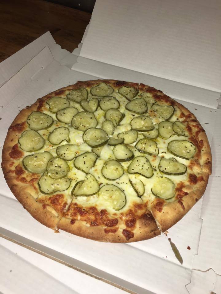 Lil Bellas Pizza | restaurant | 814 1st St, Lasalle, IL 61301, USA | 8152201909 OR +1 815-220-1909