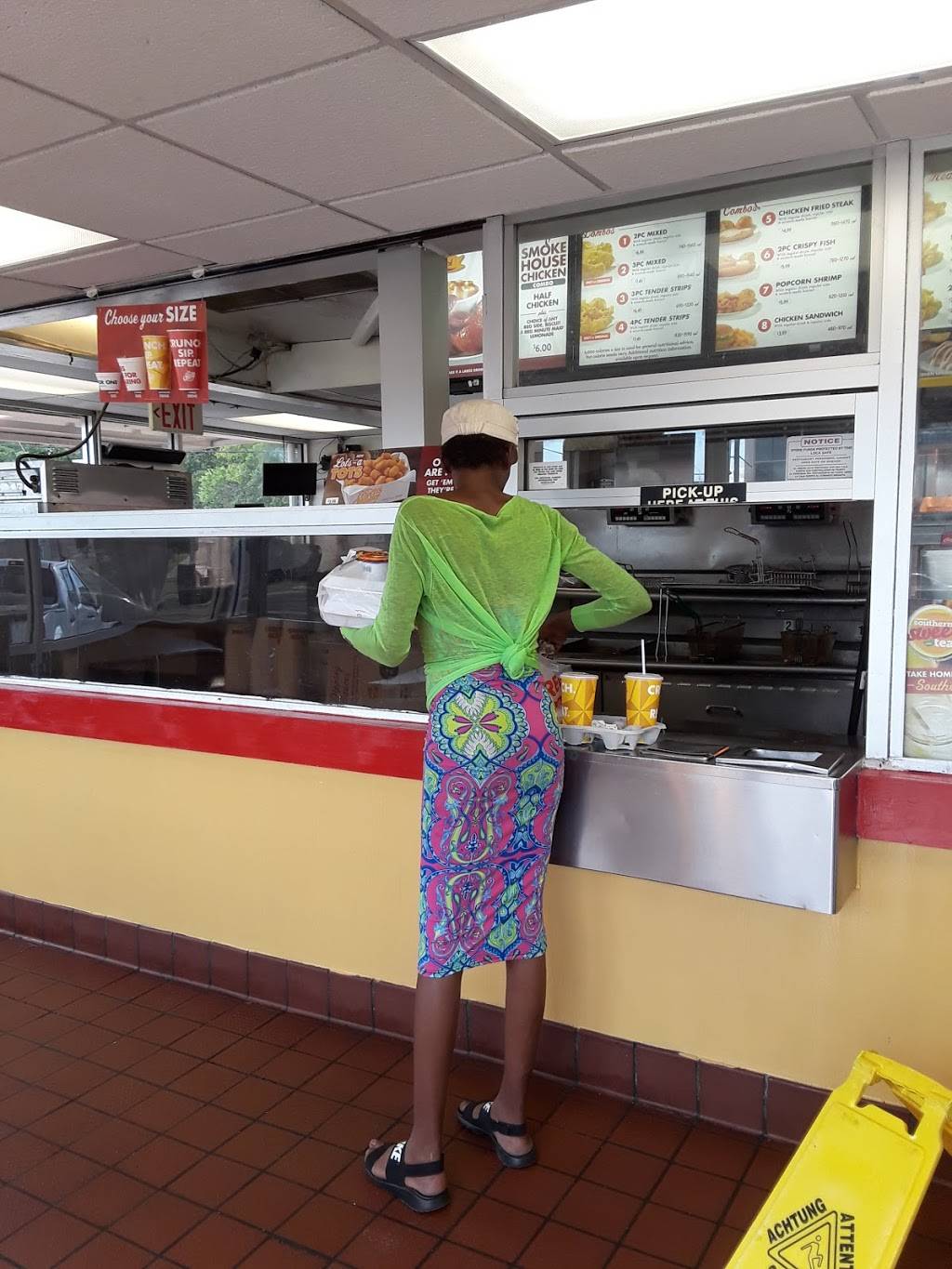 Churchs Chicken | restaurant | 4656 Scyene Rd, Dallas, TX 75210, USA | 2144217023 OR +1 214-421-7023