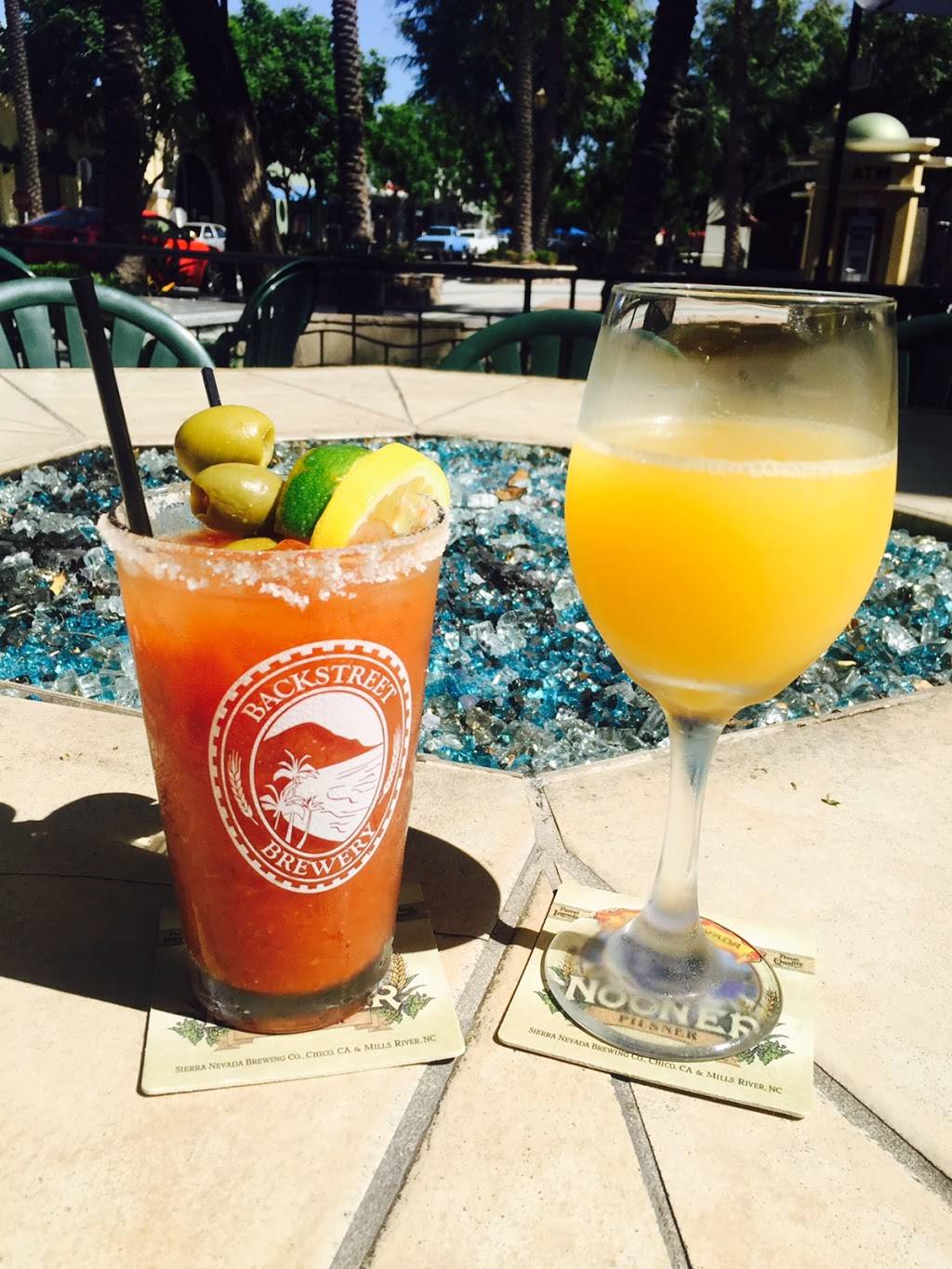 Backstreet Brewery | restaurant | 15 Main St #100, Vista, CA 92083, USA | 7604077600 OR +1 760-407-7600