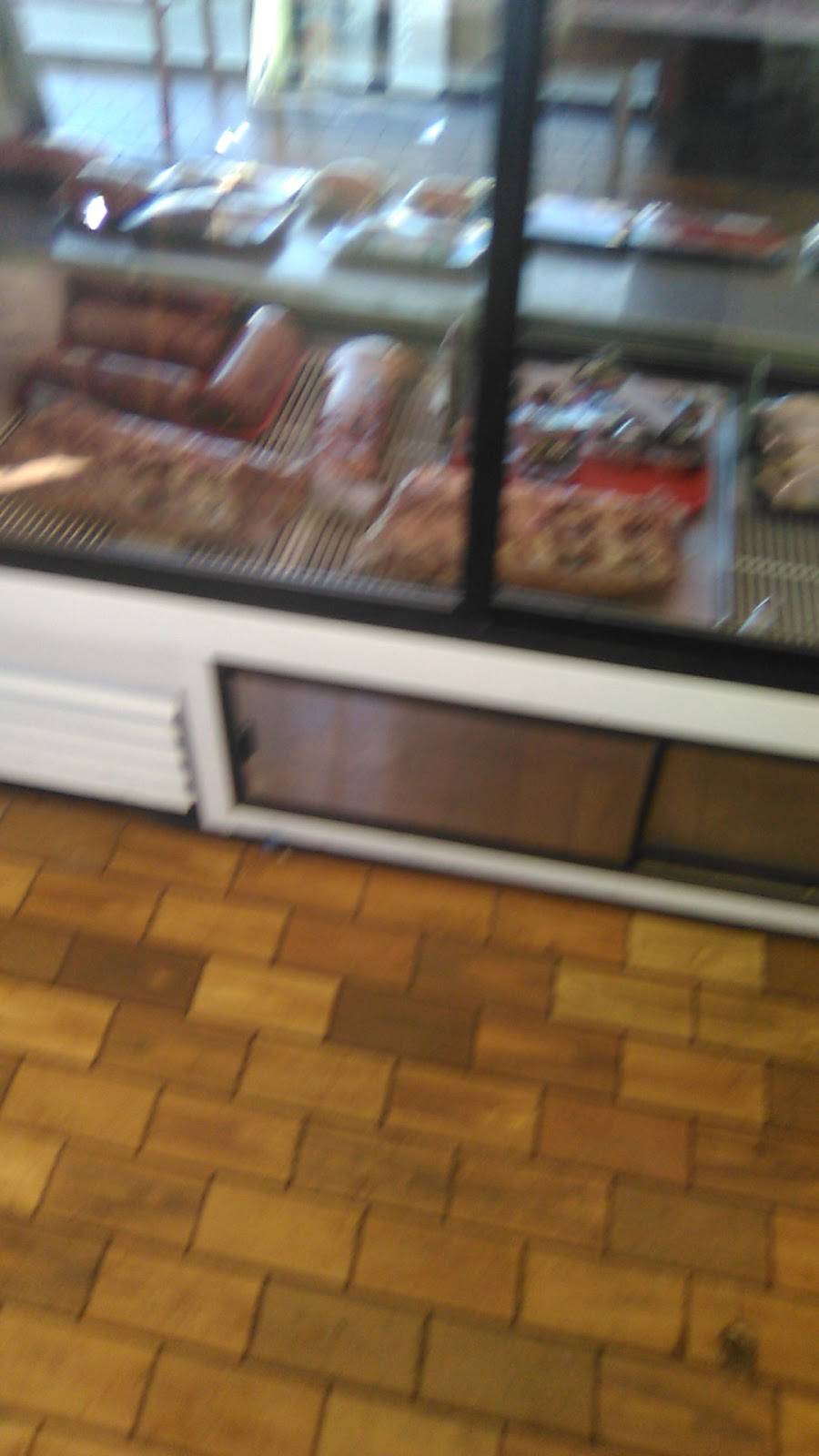 The Red Tie Meat Shop | restaurant | 103 Lindley Ln, Newport, AR 72112, USA | 8702011555 OR +1 870-201-1555