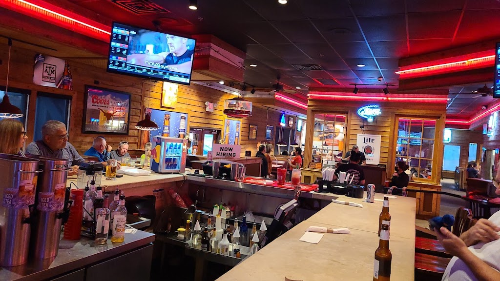 Logans Roadhouse | restaurant | 2224 S 10th St, McAllen, TX 78503, USA | 9566830707 OR +1 956-683-0707