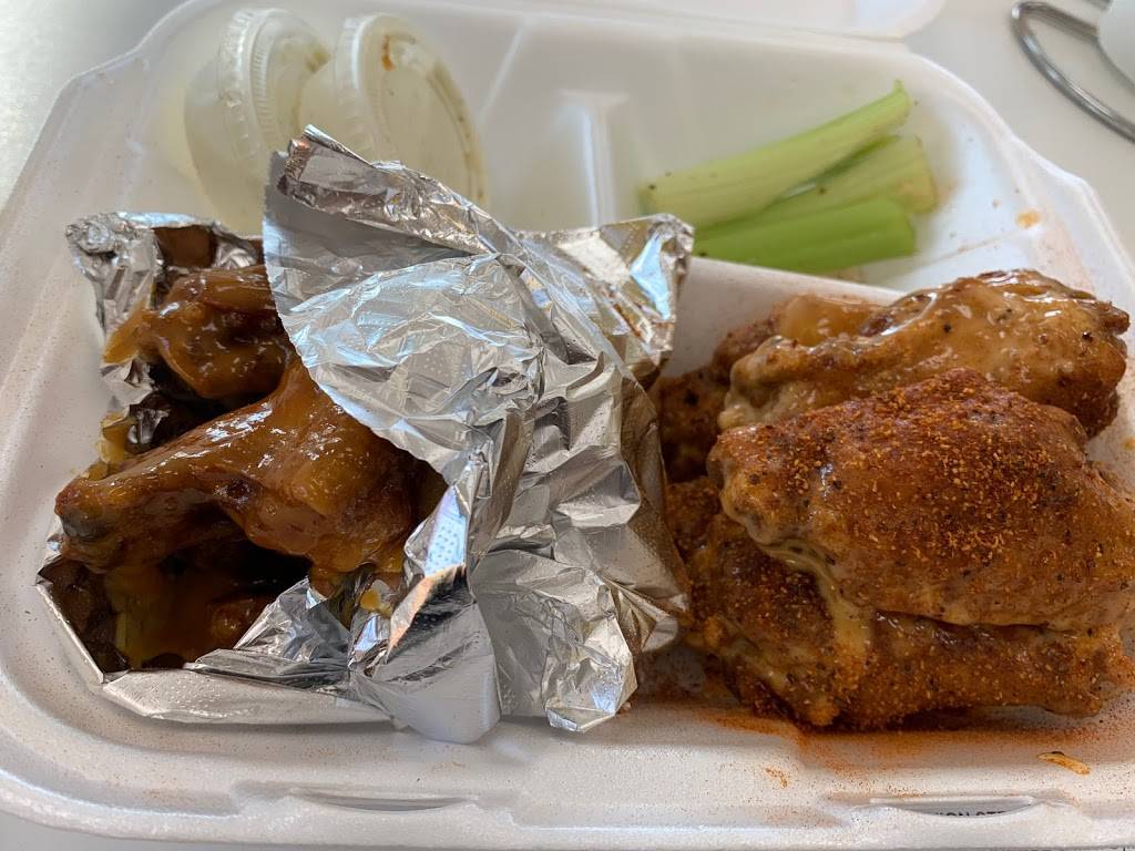 Chex Grill & Wings | restaurant | 8517 Davis Lake Pkwy unit d, Charlotte, NC 28269, USA | 9809380050 OR +1 980-938-0050