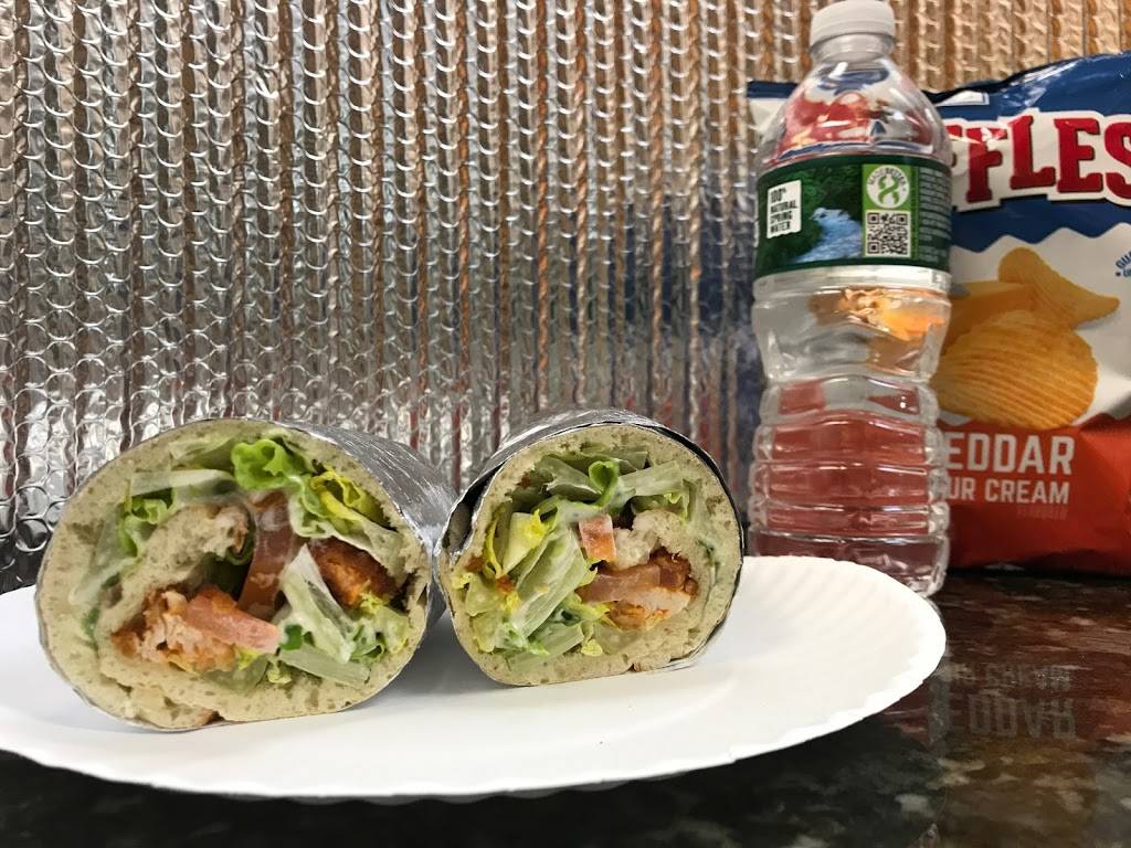 Johnnys Pockets | restaurant | 419 Baker St, West Roxbury, MA 02132, USA | 6172062004 OR +1 617-206-2004