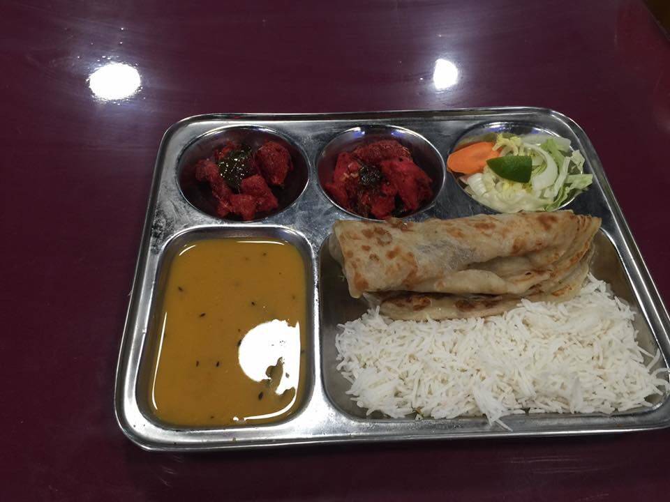 New Diamond Grill | restaurant | 2245 W Devon Ave, Chicago, IL 60659, USA | 7738560005 OR +1 773-856-0005