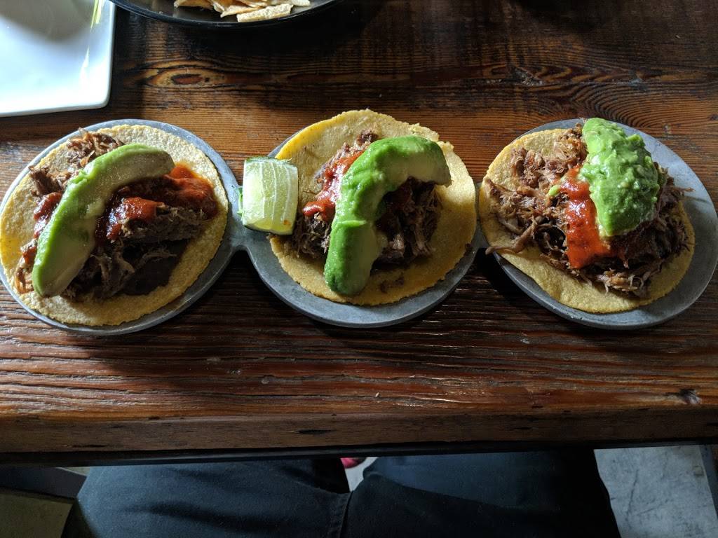 El Jefe | restaurant | 1800 E Palm Canyon Dr, Palm Springs, CA 92264, USA | 7603231711 OR +1 760-323-1711