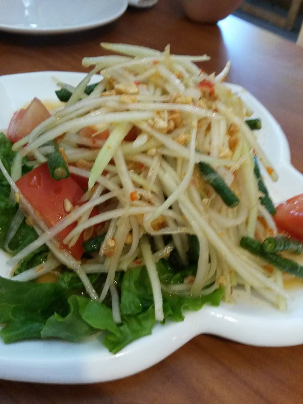 SaiMai Thai Restaurant | restaurant | 338 W Armitage Ave, Chicago, IL 60614, USA | 7733483888 OR +1 773-348-3888