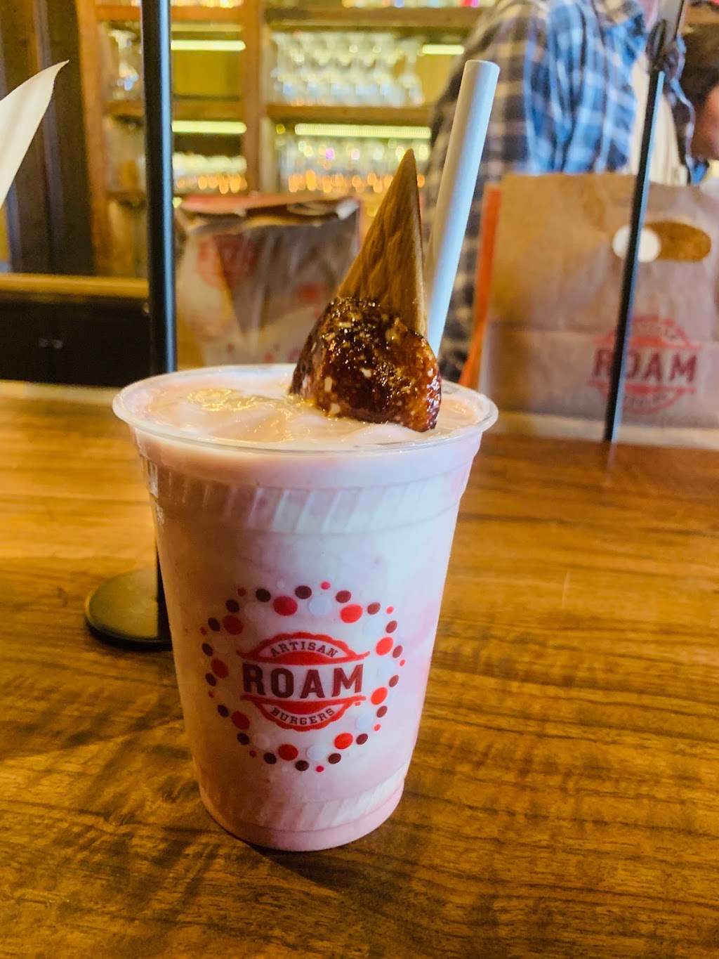 Roam Artisan Burgers | restaurant | 1923 Fillmore St, San Francisco, CA 94115, USA | 4158007801 OR +1 415-800-7801