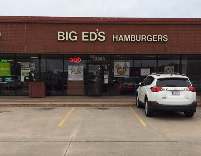 Big Eds Hamburgers | restaurant | 12209 N Pennsylvania Ave, Oklahoma City, OK 73120, USA | 4057552108 OR +1 405-755-2108