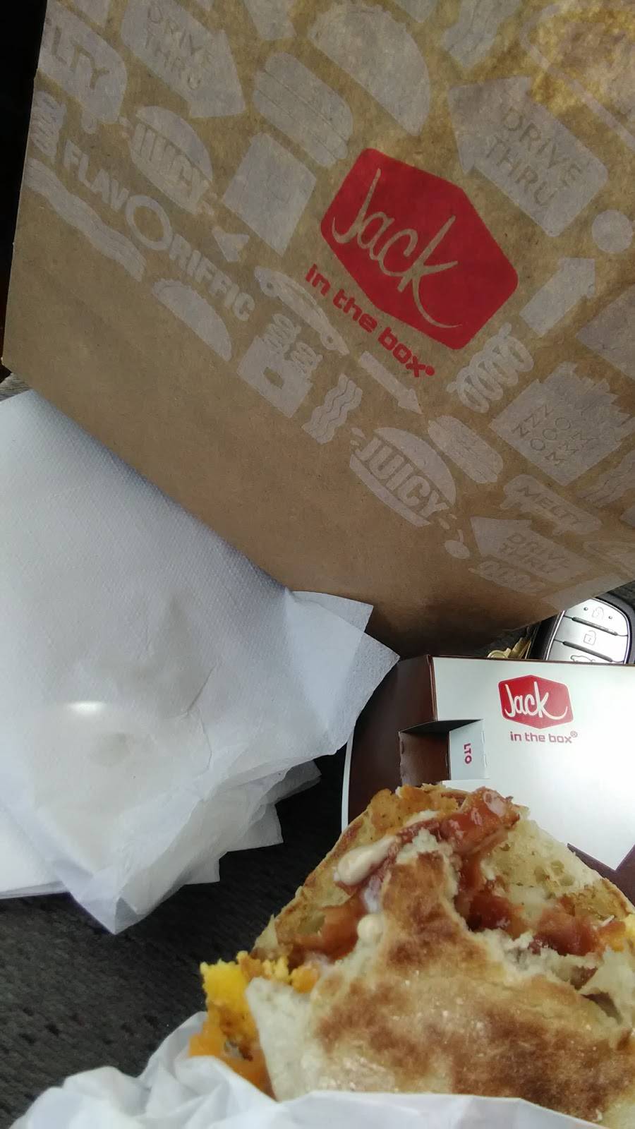 Jack in the Box | restaurant | 3700 E Slauson Ave, Maywood, CA 90270, USA | 3235826622 OR +1 323-582-6622