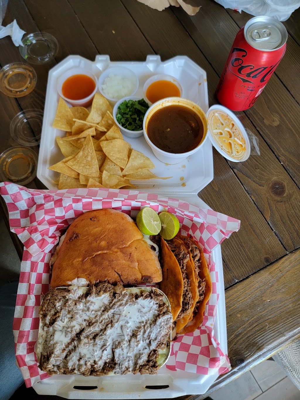 Birrieria Sinaloense | restaurant | 2105 W Mile 3 Rd Suite 8, Mission, TX 78573, USA | 9566381436 OR +1 956-638-1436