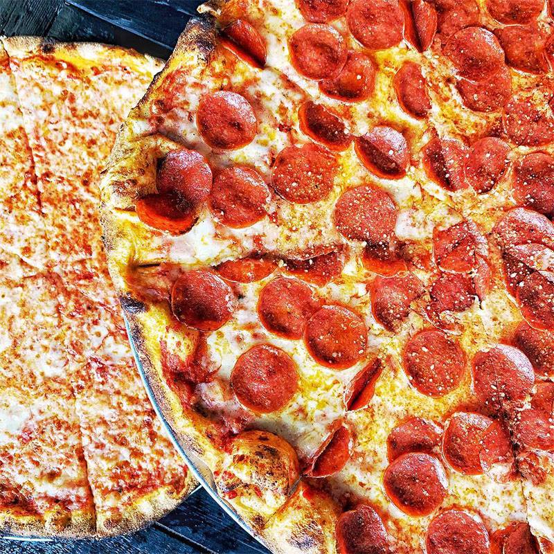 Gennaros Pizza Parlor | restaurant | 1704 Western Ave, Albany, NY 12203, USA | 5186080300 OR +1 518-608-0300