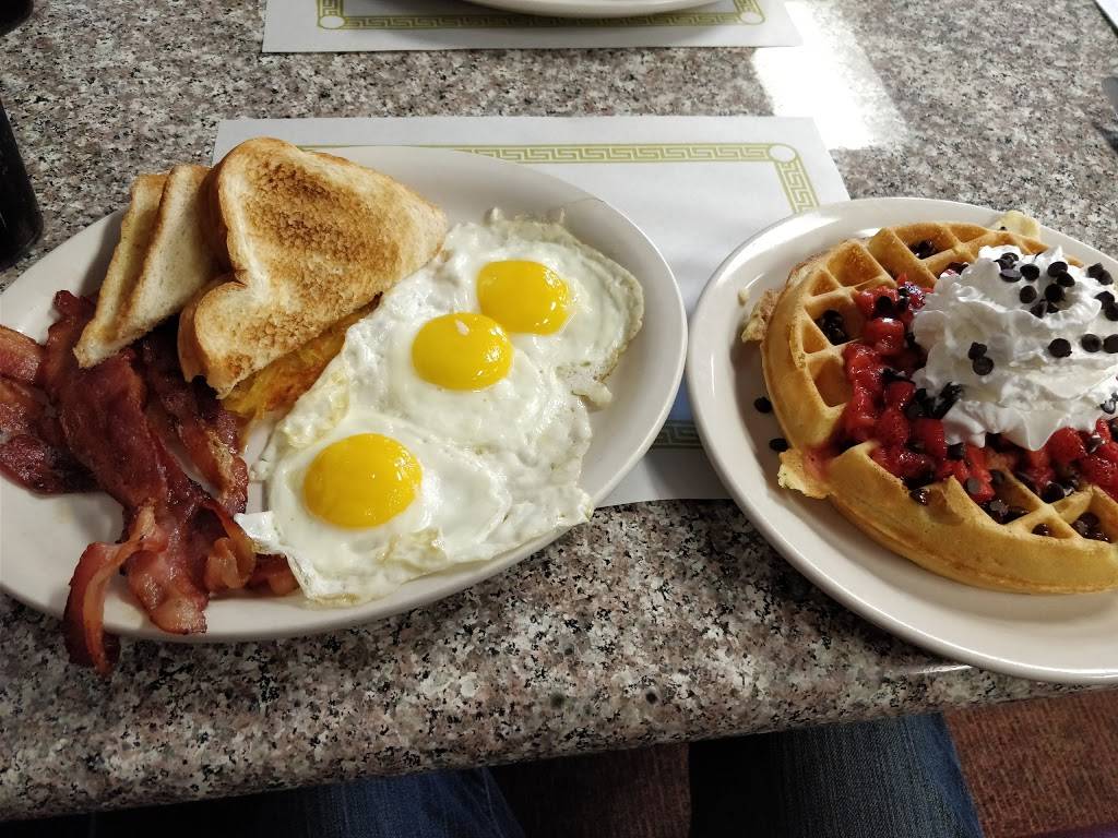 North Lima Cs Waffles | restaurant | 11991 South Ave, North Lima, OH 44452, USA | 3305499807 OR +1 330-549-9807