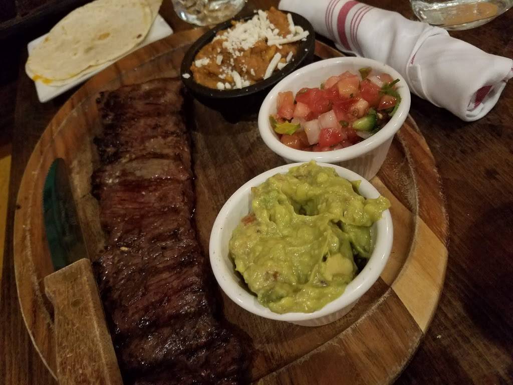 El Centro | restaurant | 66 Leonard St, Belmont, MA 02478, USA | 6174841515 OR +1 617-484-1515