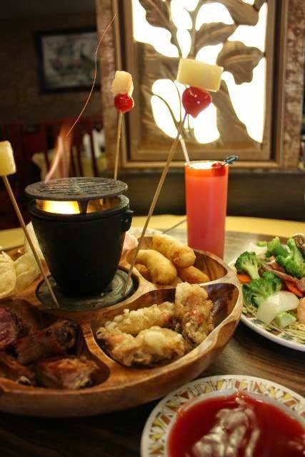 East Place Chinese Restaurant | restaurant | 48 Centennial Pkwy N, Hamilton, ON L8E 1H6, Canada | 9055602127 OR +1 905-560-2127