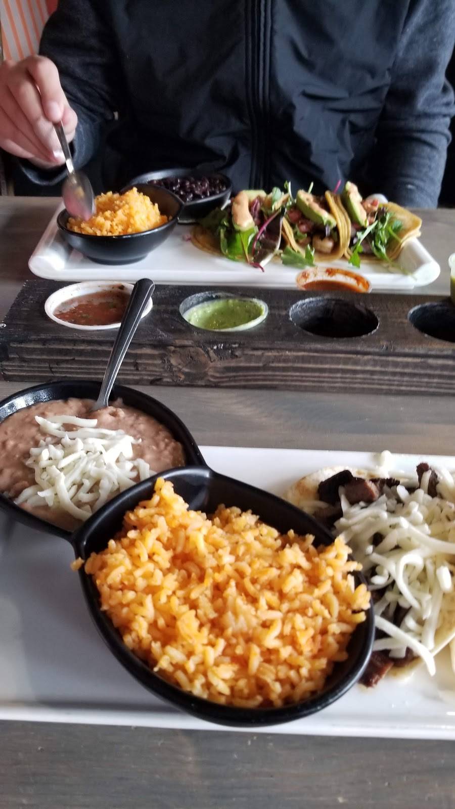 Bien Chido Mexican Grill | restaurant | 10 N Center St, Plano, IL 60545, USA | 6302732685 OR +1 630-273-2685