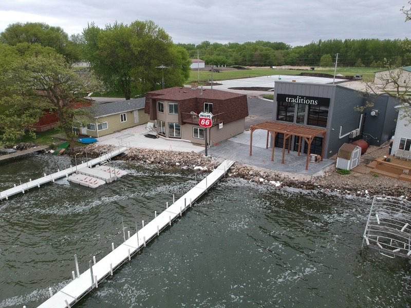 Traditions at the little store | restaurant | 6903 Twin Lakes Rd, Rockwell City, IA 50579, USA | 7122975138 OR +1 712-297-5138