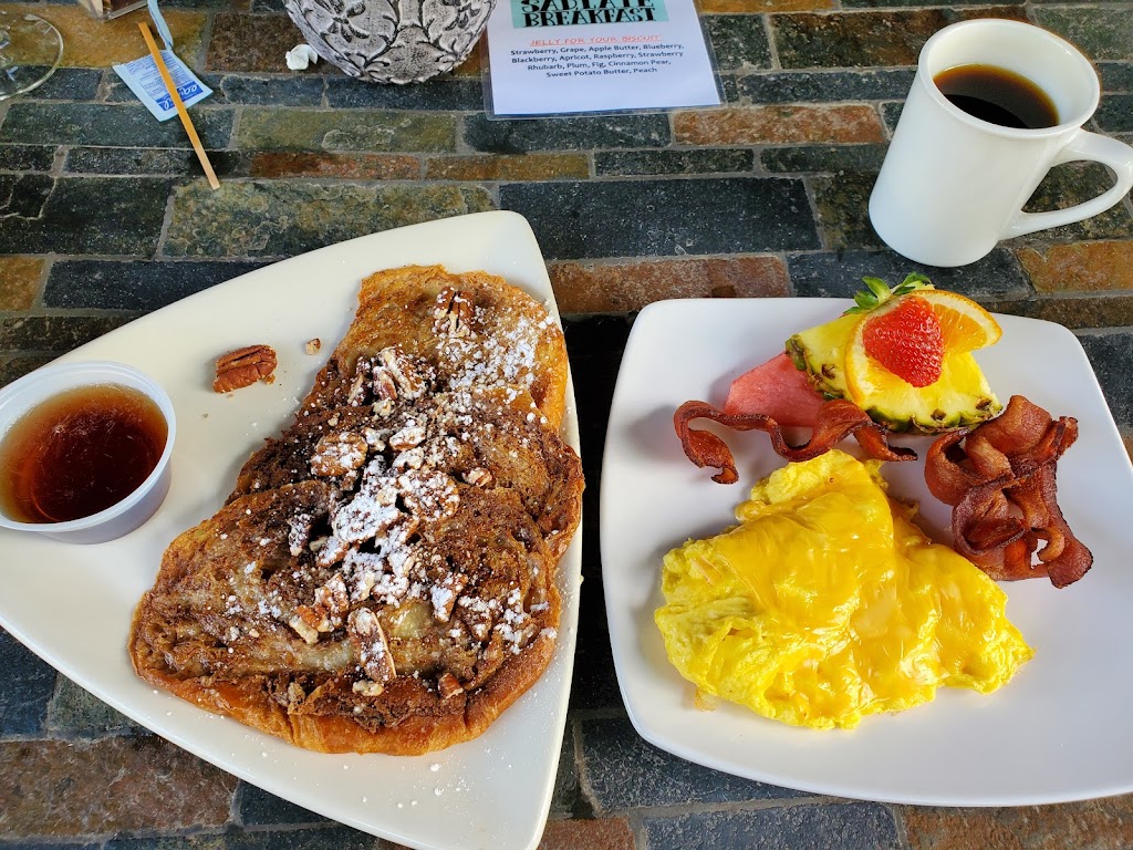 Red Door | restaurant | 3701 Cantrell Rd, Little Rock, AR 72202, USA | 5016668482 OR +1 501-666-8482