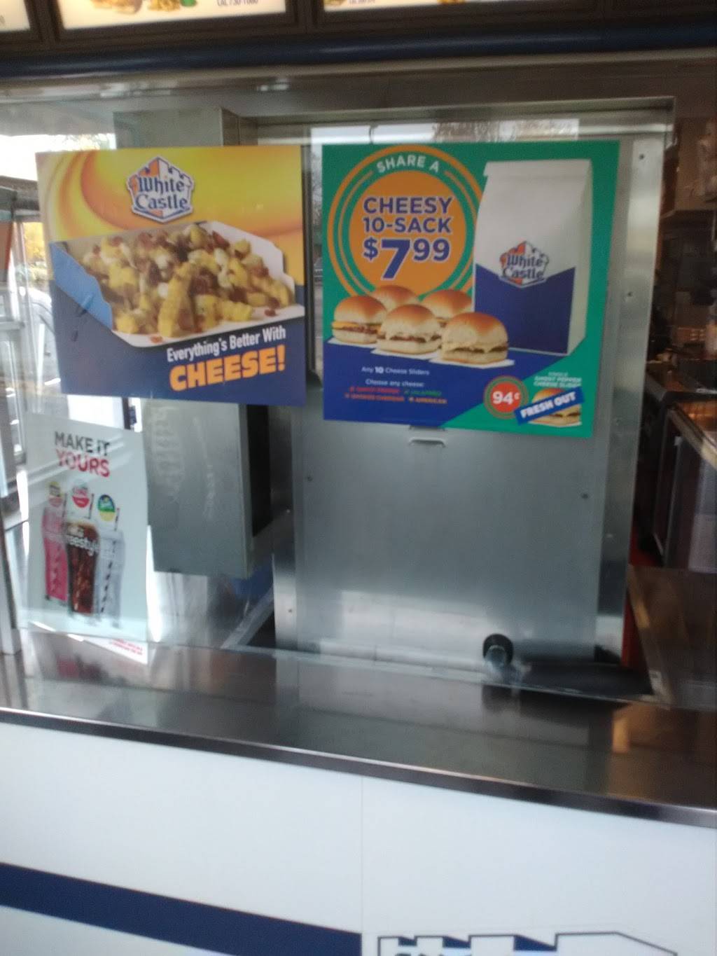 White Castle | restaurant | 2735 W Davison St, Detroit, MI 48238, USA | 3138656079 OR +1 313-865-6079