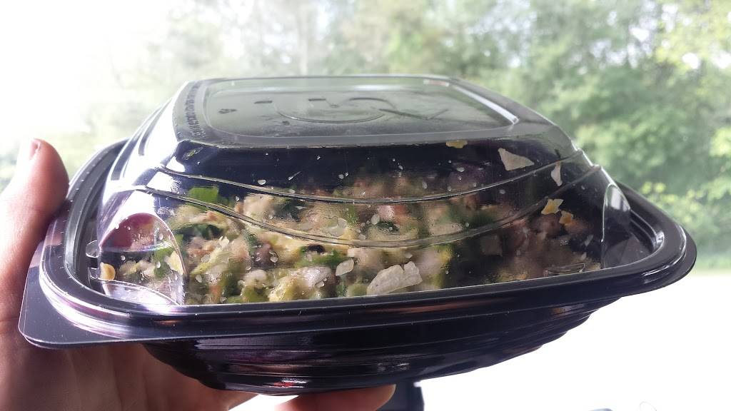 Subway | restaurant | I-395 Corridor Southbound, Montville, CT 06353, USA | 8603679027 OR +1 860-367-9027