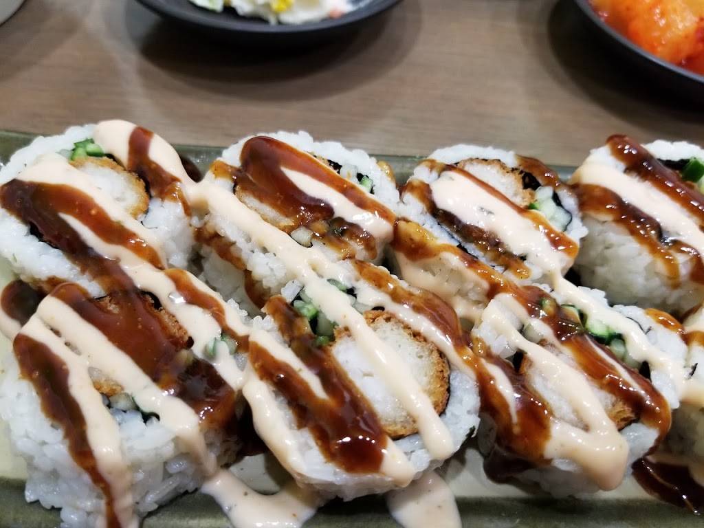 Rolly Kimbab | restaurant | 16316 Northern Blvd, Flushing, NY 11358, USA | 7186611544 OR +1 718-661-1544