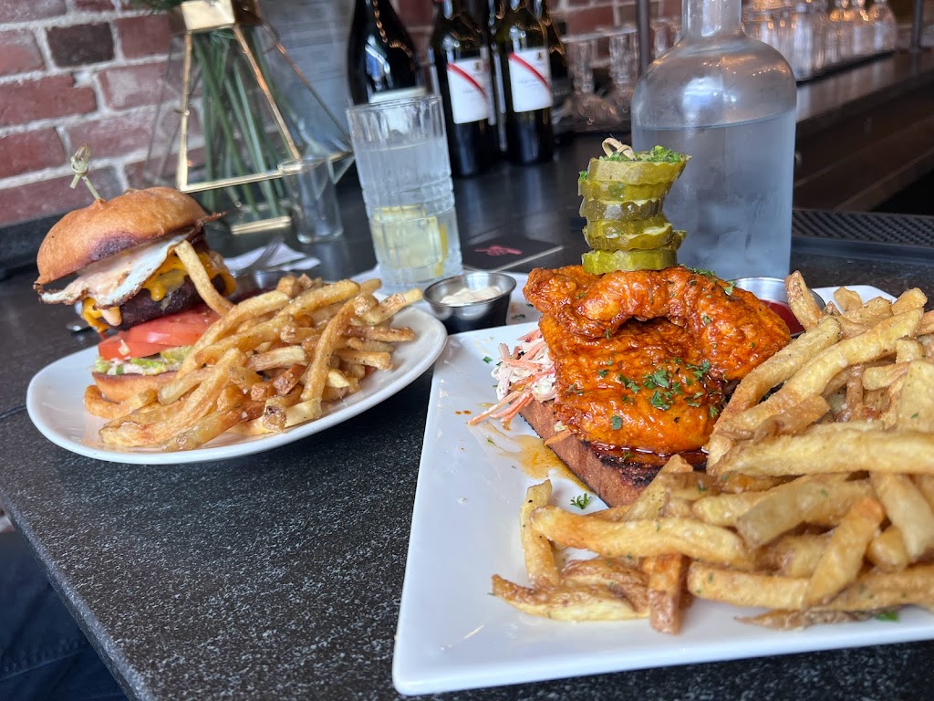 State Lunch | restaurant | 217 Water St, Augusta, ME 04330, USA | 2072136025 OR +1 207-213-6025