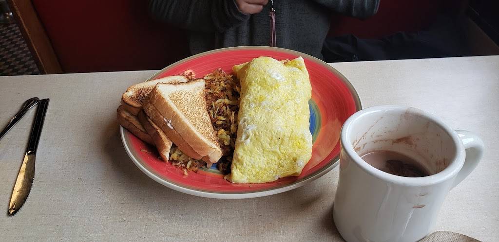 Dinkys Blue Belle Diner | cafe | 70 Clinton St, Shrewsbury, MA 01545, USA | 5088560844 OR +1 508-856-0844