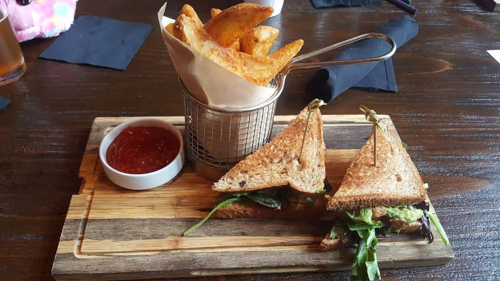 Hearsay on the Strand | restaurant | 2410 Strand St, Galveston, TX 77550, USA | 4097655604 OR +1 409-765-5604