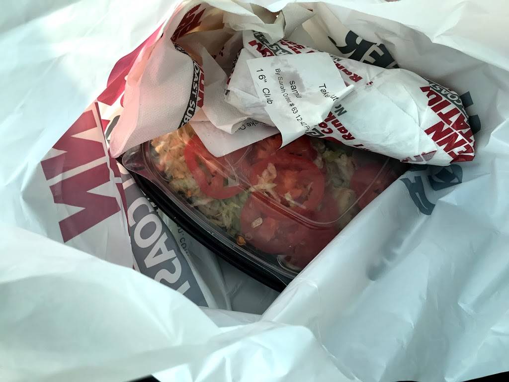 Penn Station East Coast Subs | meal takeaway | 17676 W 13 Mile Rd, Beverly Hills, MI 48025, USA | 2484333200 OR +1 248-433-3200