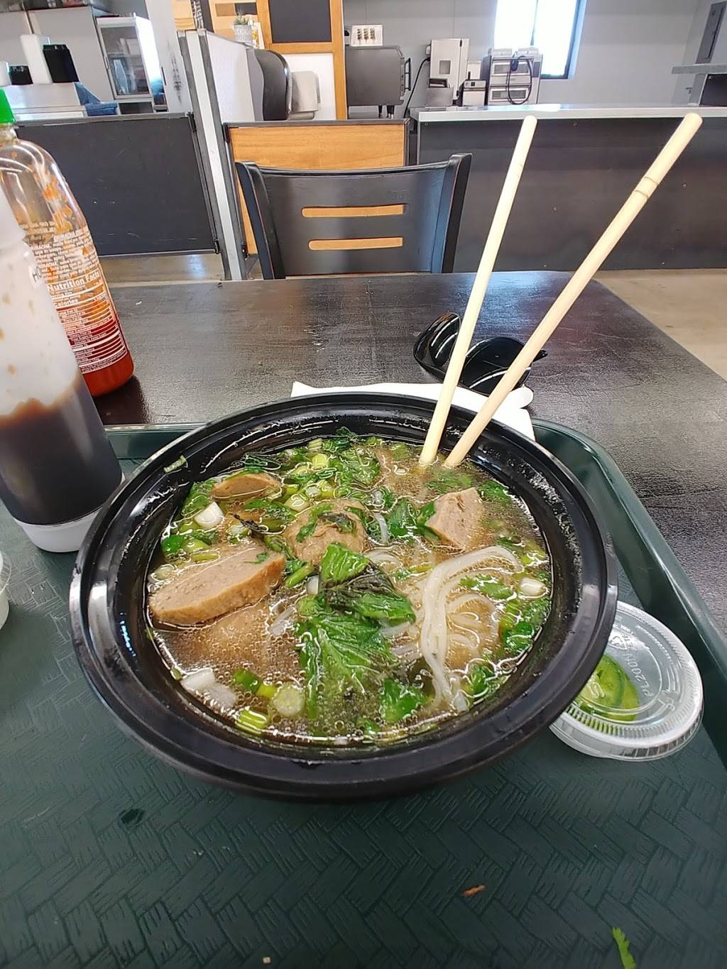 Pho ThaiBinh | restaurant | 324 E Belt Line Rd #202, DeSoto, TX 75115, USA | 9722138825 OR +1 972-213-8825