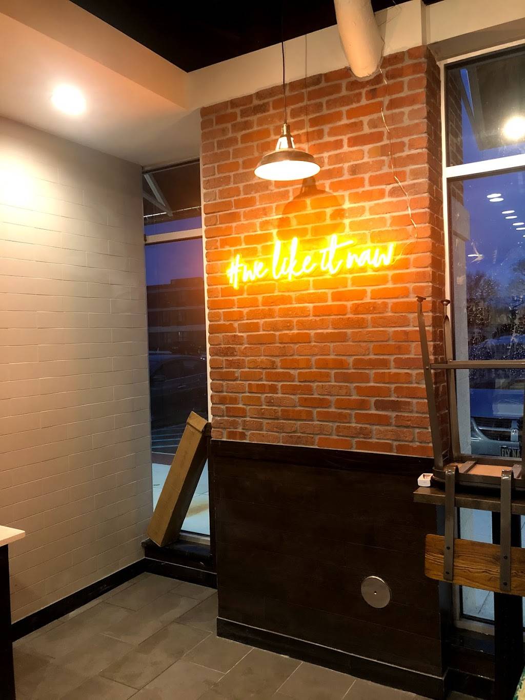 Poketastic | restaurant | 1551 Premium Outlets Blvd Suite 220, Norfolk, VA 23502, USA | 7579372949 OR +1 757-937-2949